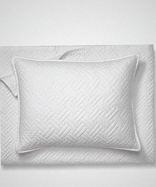 Boll and Branch WHITE Heritage Quilt Full/Queen Just Quilt-no Shams. Msrp$399