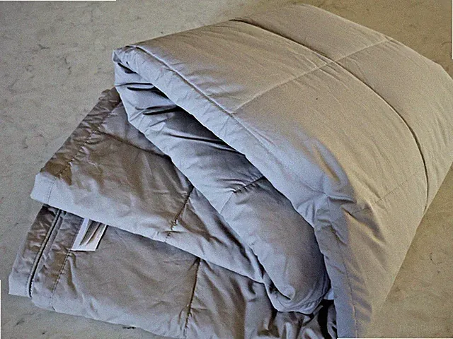 BRAND NEW Boll & Branch Down Alternative Blanket Throw Toss 50" x70" PEWTER GRAY